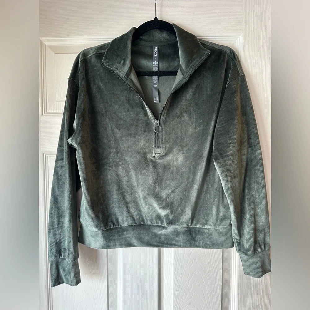 Vuori Haven Half-Zip - Picture 3 of 5